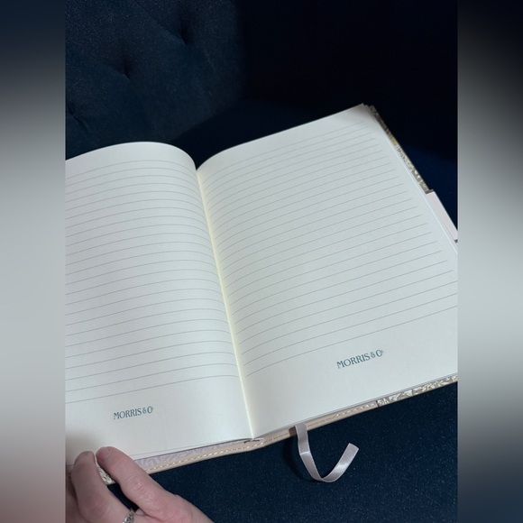 Morris & Co. Faux Leather Reusable Journal Cover & 200 lined page journal 7x10” - Picture 5 of 7